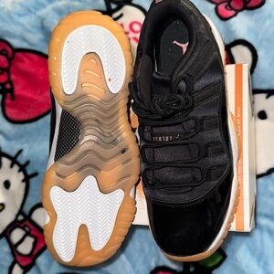 Jordan 11 Low Top Navy